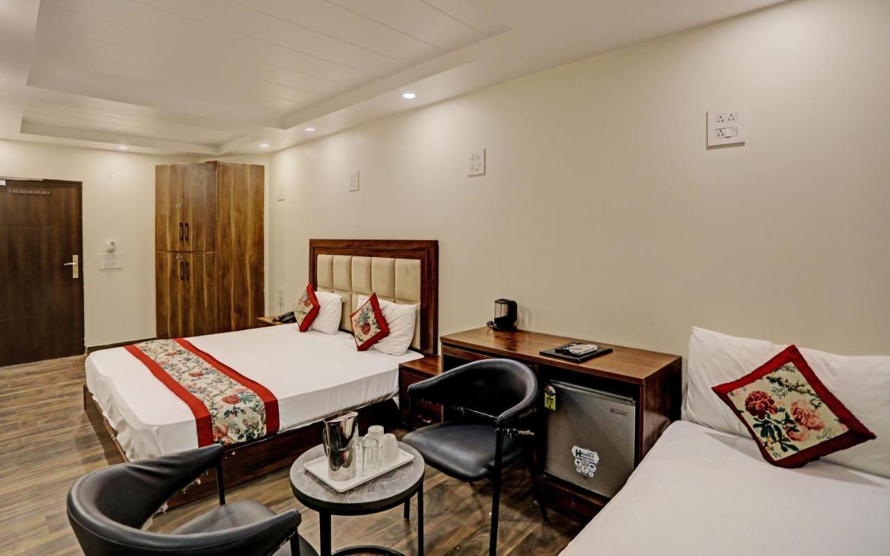 Staybook Hotel Atlanta New Delhi Train Station Ngoại thất bức ảnh