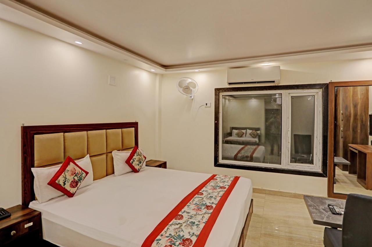 Staybook Hotel Atlanta New Delhi Train Station Ngoại thất bức ảnh