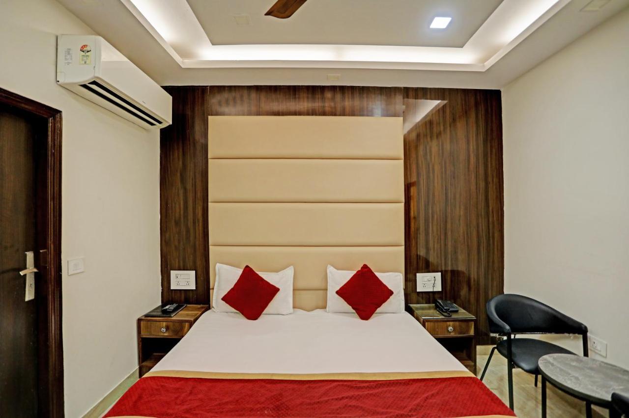 Staybook Hotel Atlanta New Delhi Train Station Ngoại thất bức ảnh