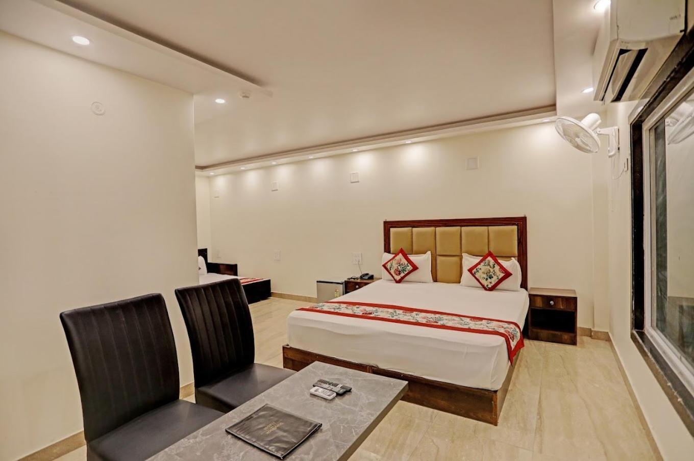 Staybook Hotel Atlanta New Delhi Train Station Ngoại thất bức ảnh